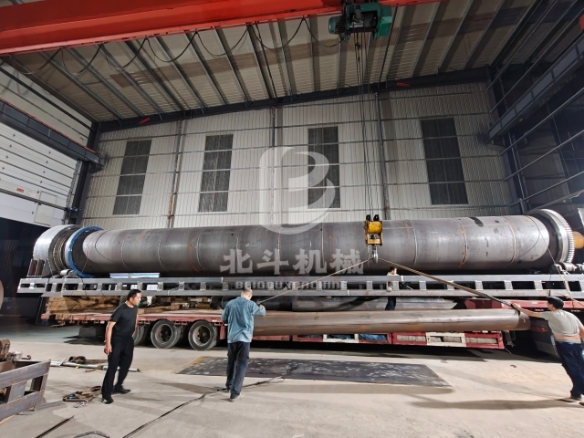 大型烘幹91视频大全黄色4車齊發,每車都裝得滿滿當當